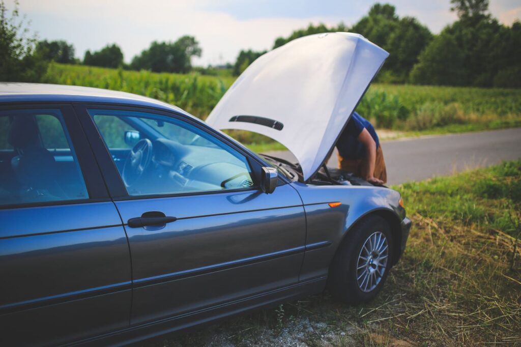 Car Breakdown Guide: Stay Safe & Call Recovery Fast
